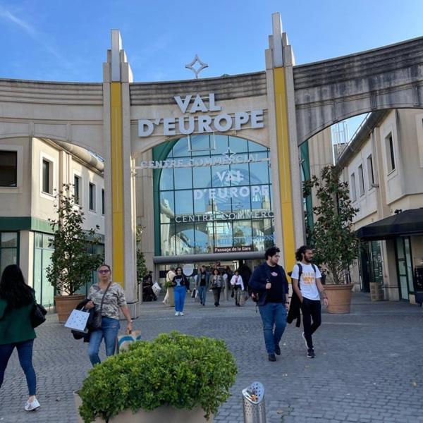 Magic Studio - Disneyland Paris Shopping Village 9 Minutes Chessy  Eksteriør billede