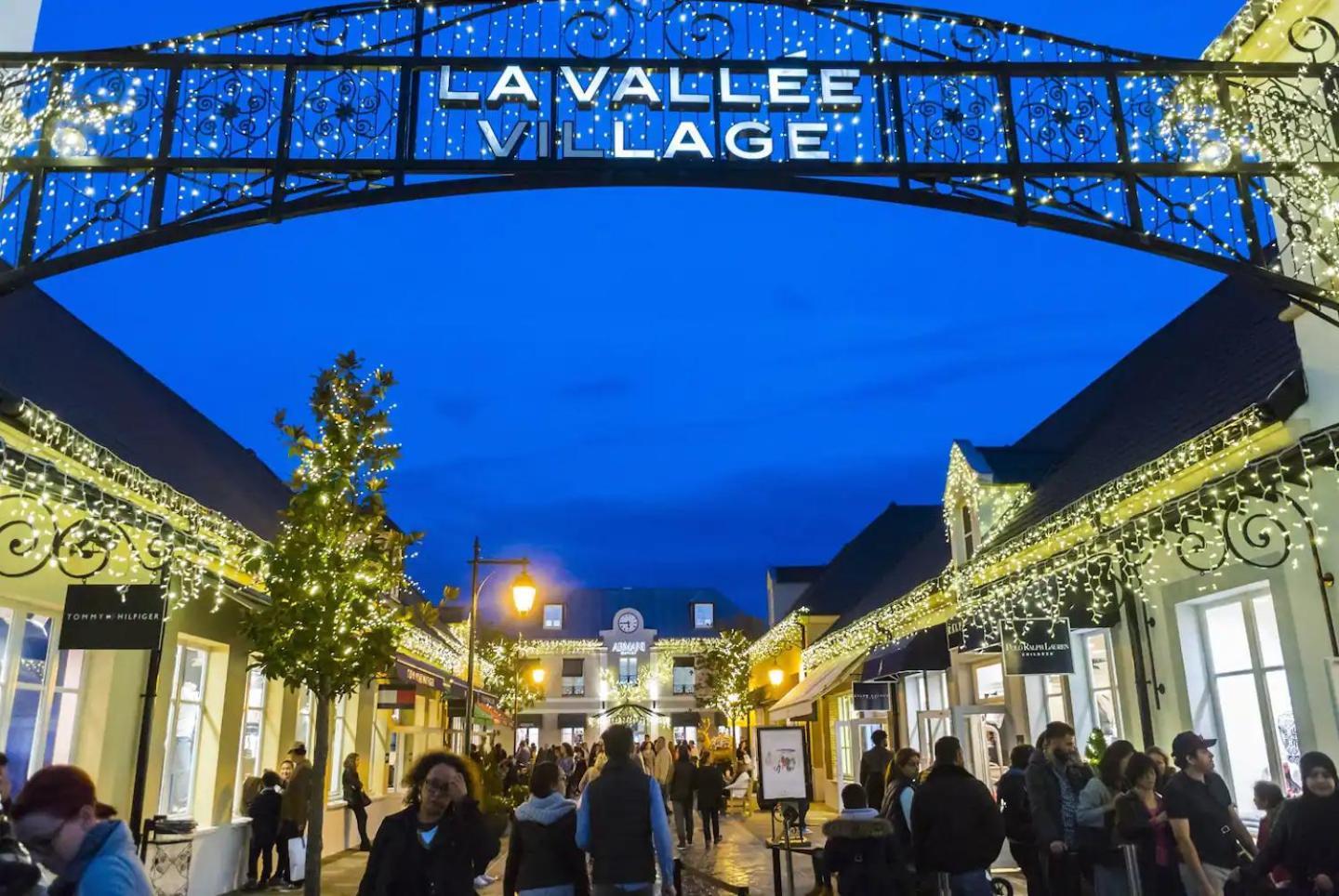 Magic Studio - Disneyland Paris Shopping Village 9 Minutes Chessy  Eksteriør billede